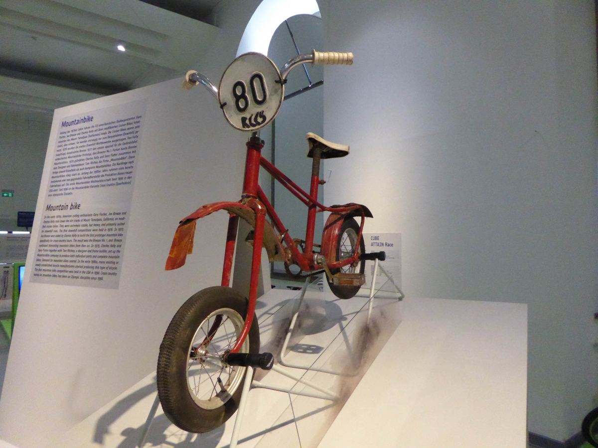 dresden-altstadt-verkehrsmuseum-fahrrad