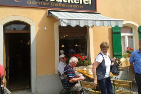 Bäckerei mit Kaffee