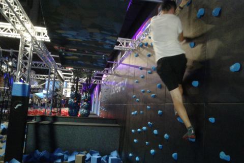 alternative Stadtführung Trampolinpark Superfly Dresden