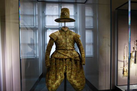 Kurfürstliche Garderobe - Macht und Mode Stadtrundgang Dresden Altstadt