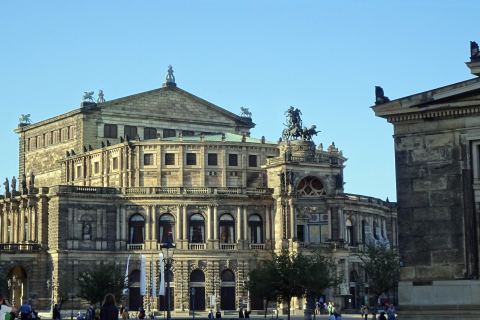 Nachhaltige Architektur und nachhaltige Initiativen in der Semperoper