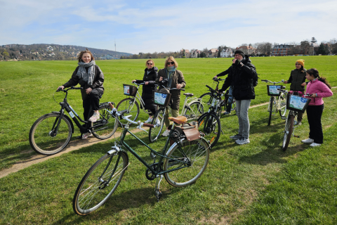 Plane jetzt deinen Frühlingsurlaub in Dresden! Entdecke Radwege, Kunst, Wellness und Geheimtipps für Outdoor-Fans.